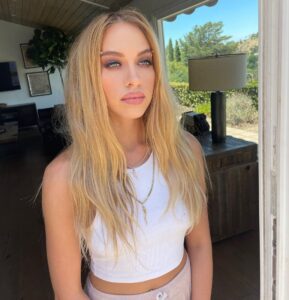 Discover Khloe Kapri Bio / Wiki 2024 & Career Achievements